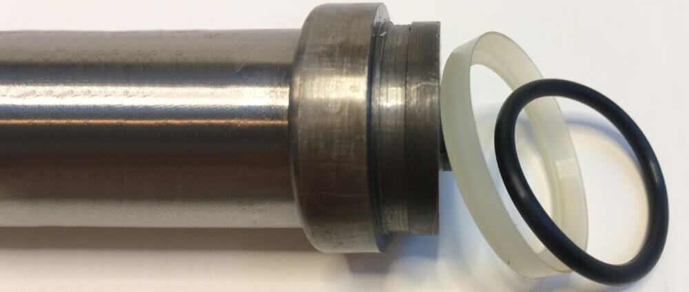 Adjust a Retainer and O-Ring